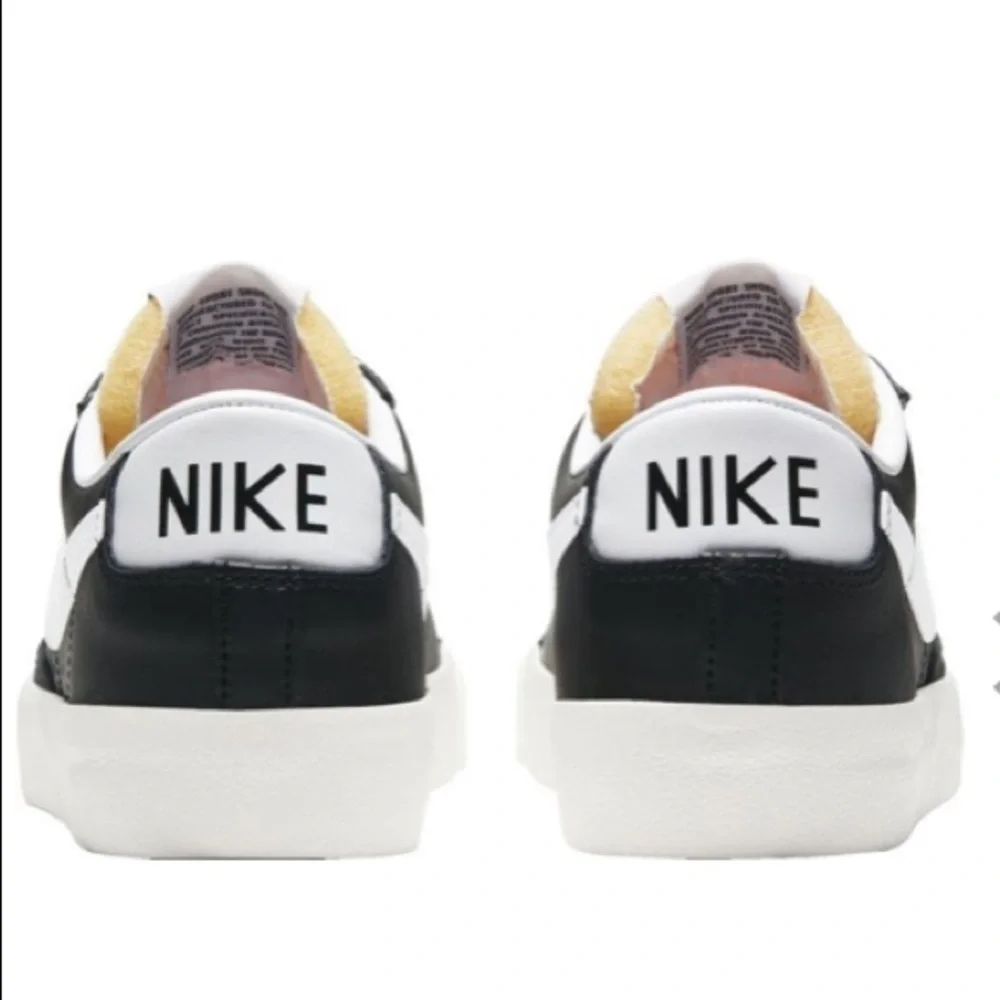Nike Blazer Low '77 Suede Black/White-White Youth 6.5 streetwear Gym sportswear